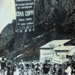Passo Pordoi, passaggio a Cima Coppi. Lino Farisato con Anquetil e Gimondi